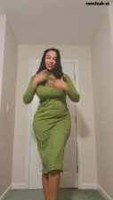 Bunni Buns - Sexy Green Dress