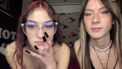 Bellasluv Chaturbate 30-Dec-2024 new room girls show cunts