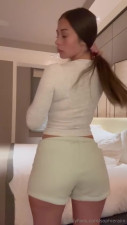 Sophie Rain Onlyfans 21-Jan-2025 showed her buttocks