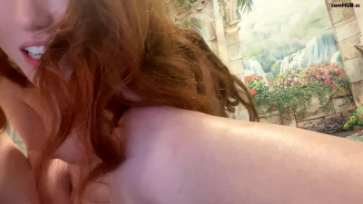 Redgingersnapz Chaturbate 8-Feb-2025 fucks her clit with a toy